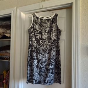 Sleeveless summer dress, black, and white. Size 14